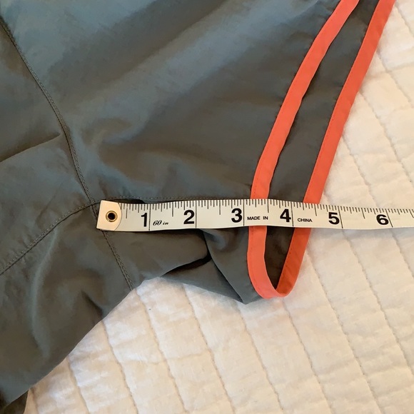 COLUMBIA Sportswear Women’s gray running shorts elastic waist drawstring… - Picture 7 of 8